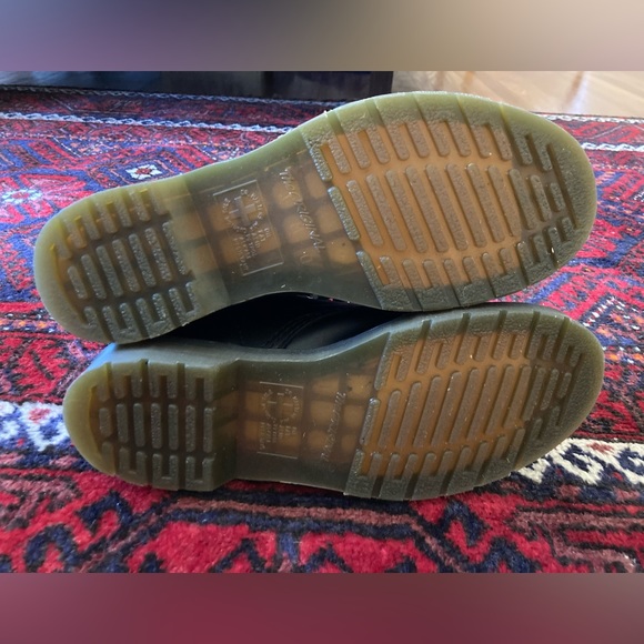 Dr. Martens 1460 WOMEN'S SMOOTH LEATHER LACE UP BOOTS size 8 - Picture 5 of 8